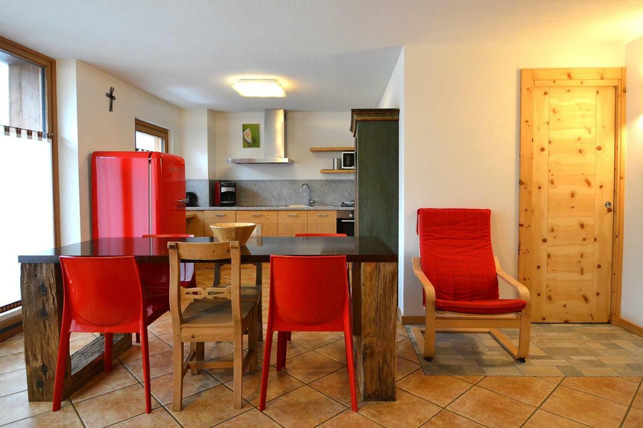Appartamenti Calanda - Livigno Center Exterior photo