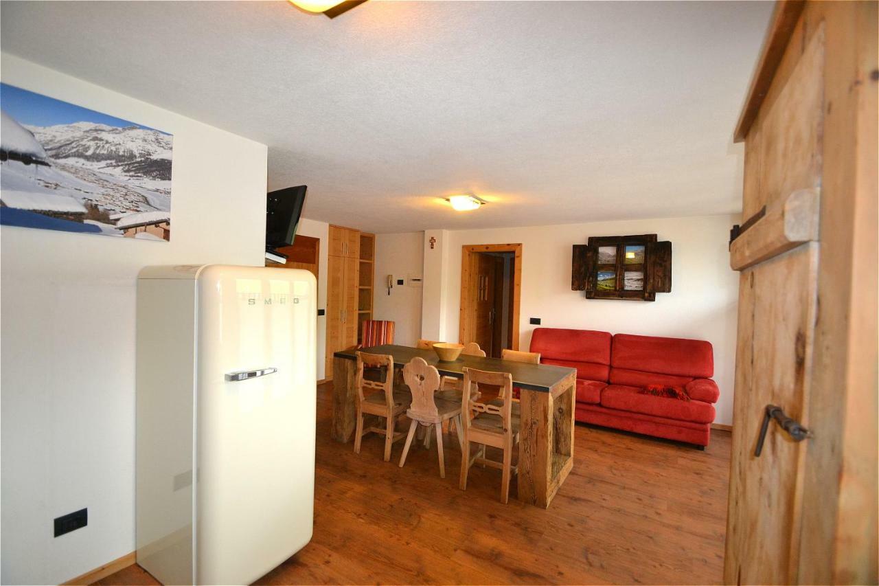 Appartamenti Calanda - Livigno Center Exterior photo